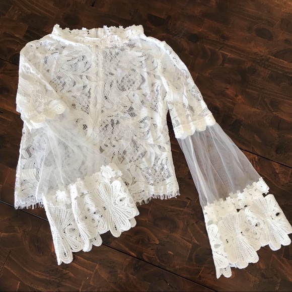 /LET’S BRUNCH/ 5⭐️ Boho Lace Bell Sleeve Crop Top - Picture 7 of 8